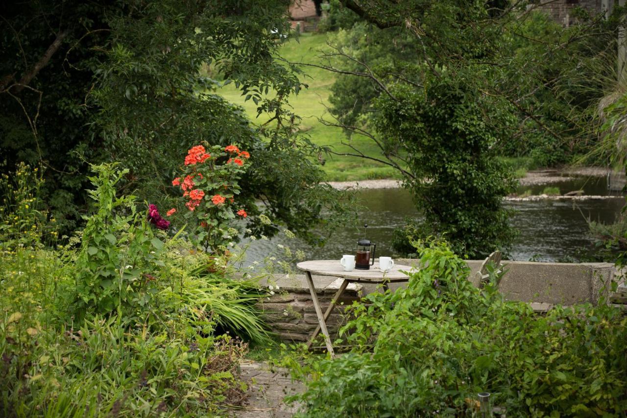 The Bridge Hay Panzió Hay-On-Wye Kültér fotó